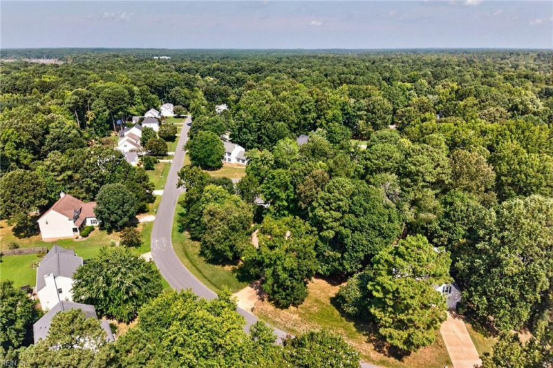 Photo 49 of 50 residential for sale in James City County virginia