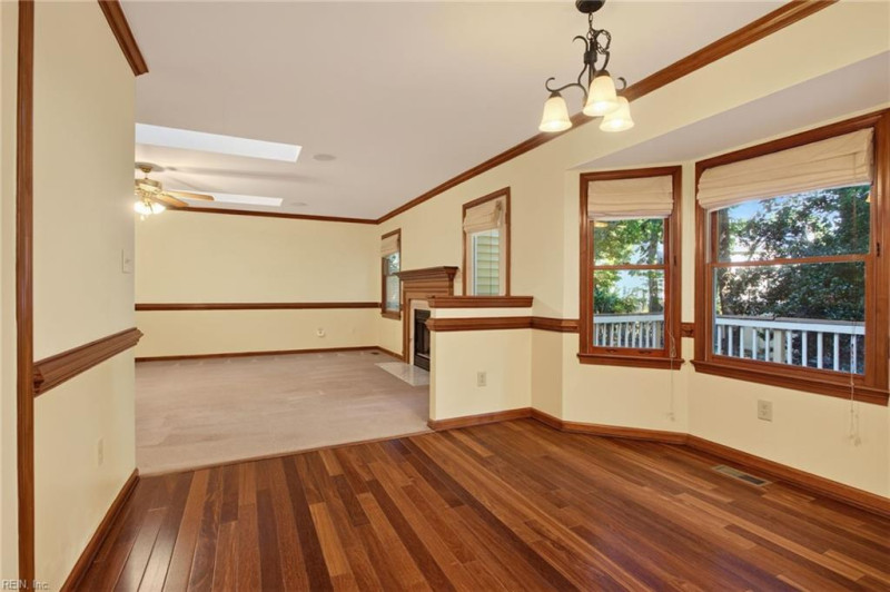 Photo 9 of 50 residential for sale in James City County virginia