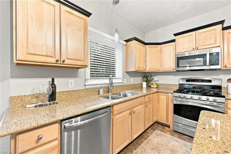 Photo 16 of 46 residential for sale in Chesapeake virginia Photo 16 of 46 residential for sale in Chesapeake virginia