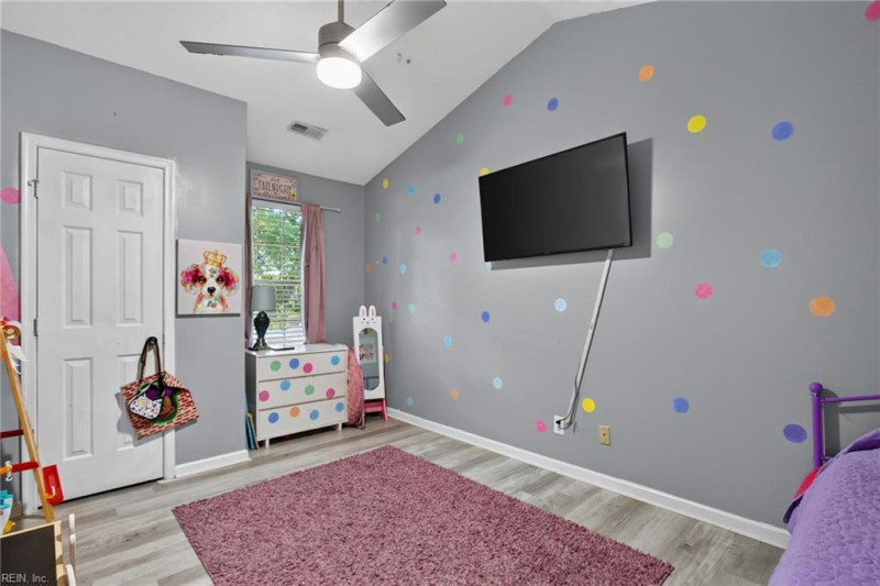 Photo 14 of 29 residential for sale in Newport News virginia
