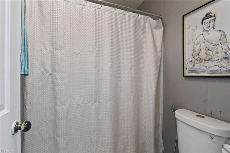 Photo 15 of 29 residential for sale in Newport News virginia