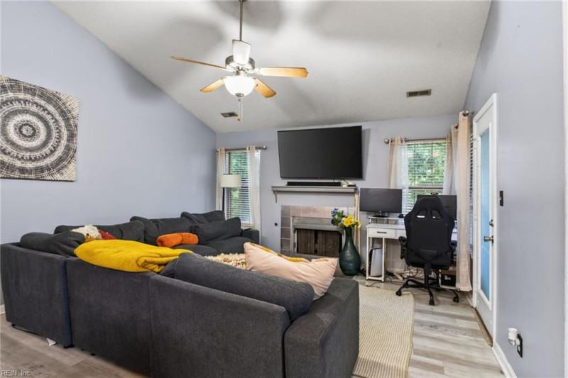 Photo 16 of 29 residential for sale in Newport News virginia