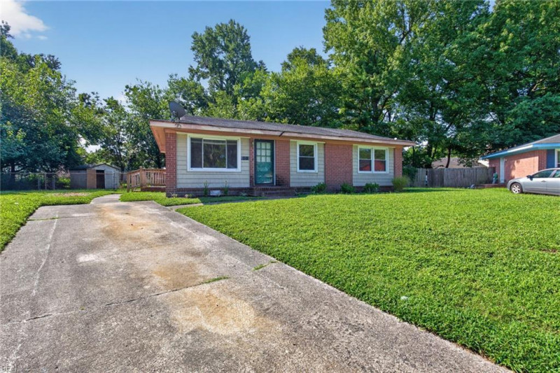 Photo 3 of 20 residential for sale in Chesapeake virginia Photo 3 of 20 residential for sale in Chesapeake virginia