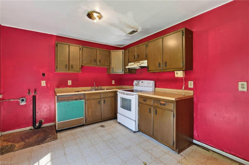 Photo 8 of 20 residential for sale in Chesapeake virginia Photo 8 of 20 residential for sale in Chesapeake virginia