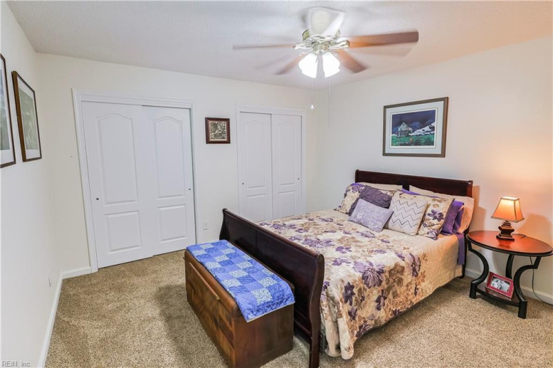 Photo 17 of 29 residential for sale in Chesapeake virginia