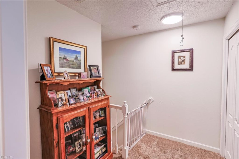Photo 21 of 29 residential for sale in Chesapeake virginia