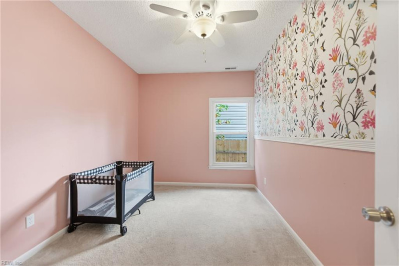 Photo 15 of 43 residential for sale in Chesapeake virginia