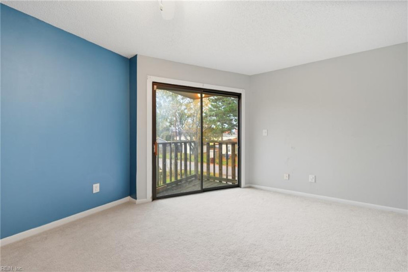 Photo 22 of 43 residential for sale in Chesapeake virginia