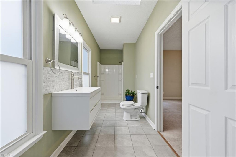 Photo 32 of 43 residential for sale in Chesapeake virginia