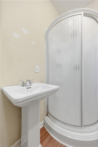 Photo 33 of 43 residential for sale in Chesapeake virginia