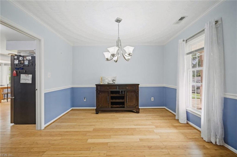 Photo 16 of 48 residential for sale in Virginia Beach virginia