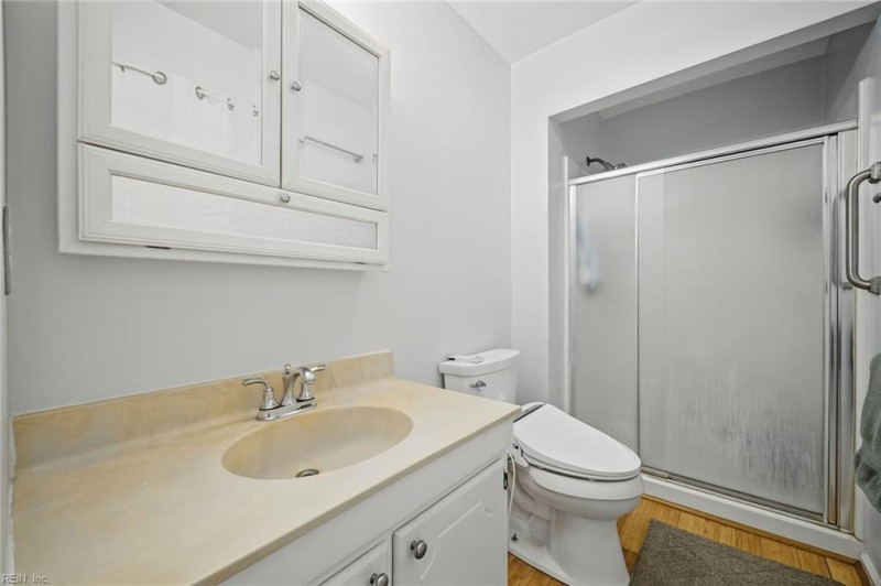 Photo 25 of 48 residential for sale in Virginia Beach virginia