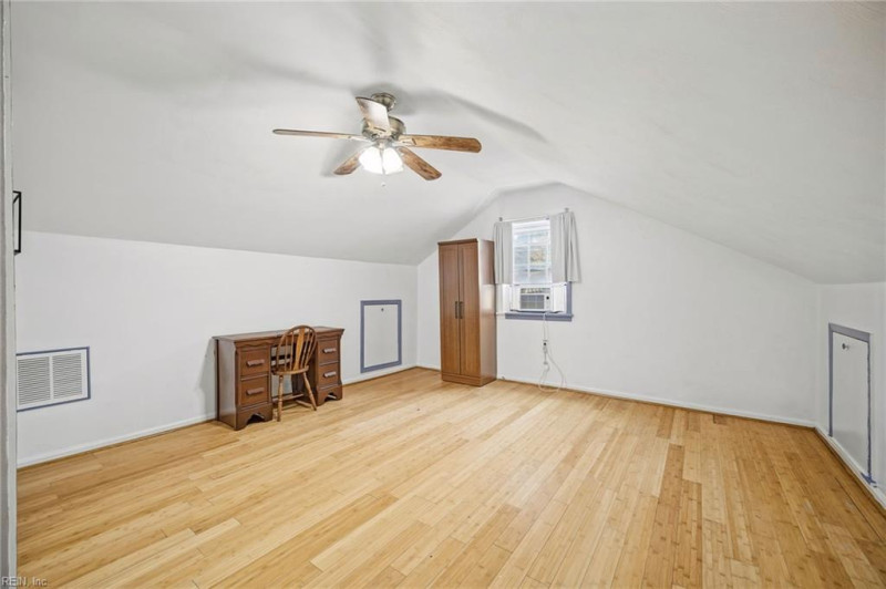 Photo 26 of 48 residential for sale in Virginia Beach virginia
