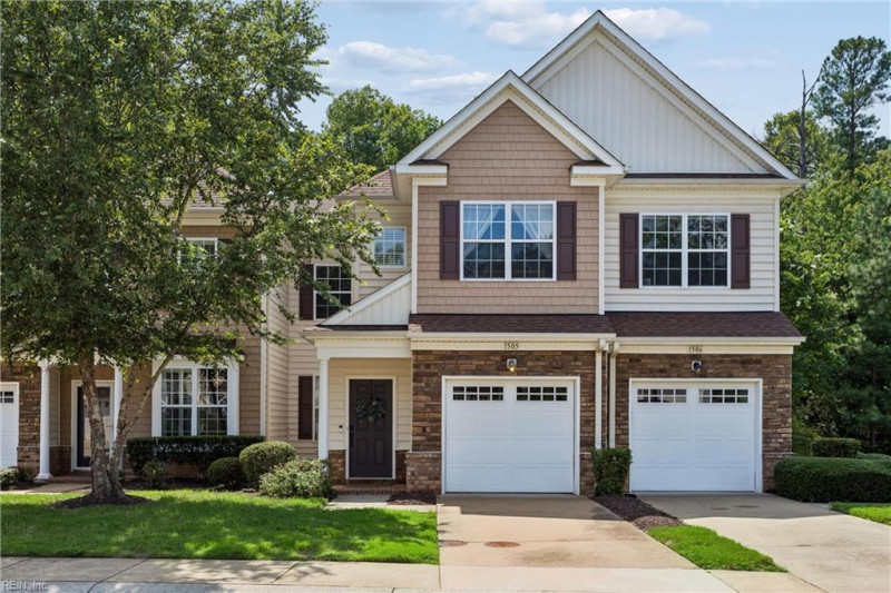 Photo 1 of 46 residential for sale in James City County virginia