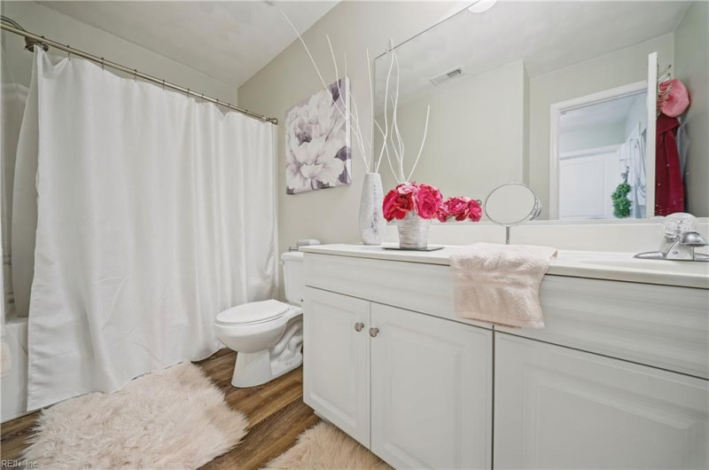 Photo 16 of 33 residential for sale in Suffolk virginia Photo 16 of 33 residential for sale in Suffolk virginia