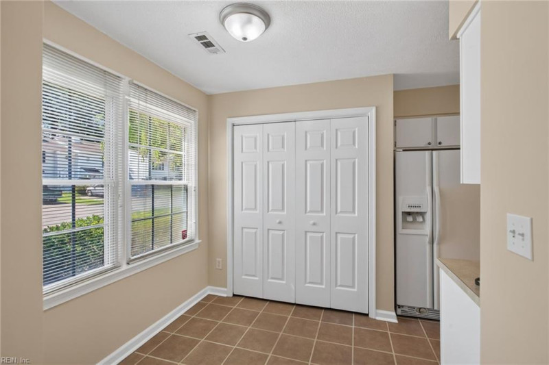 Photo 15 of 28 residential for sale in Chesapeake virginia Photo 15 of 28 residential for sale in Chesapeake virginia