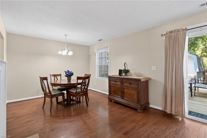 Photo 5 of 28 residential for sale in Chesapeake virginia Photo 5 of 28 residential for sale in Chesapeake virginia