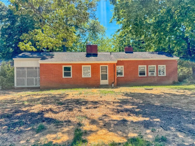 Photo 2 of 4 residential for sale in Gloucester County virginia Photo 2 of 4 residential for sale in Gloucester County virginia