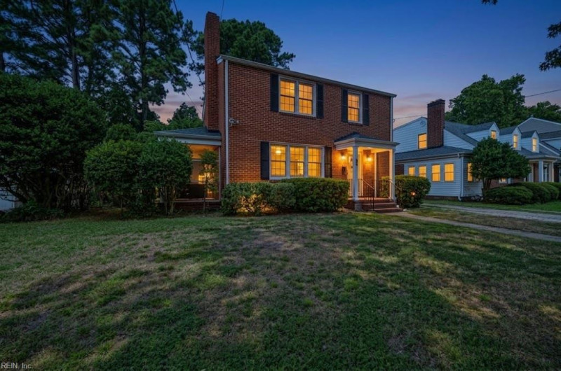Photo 2 of 44 residential for sale in Norfolk virginia