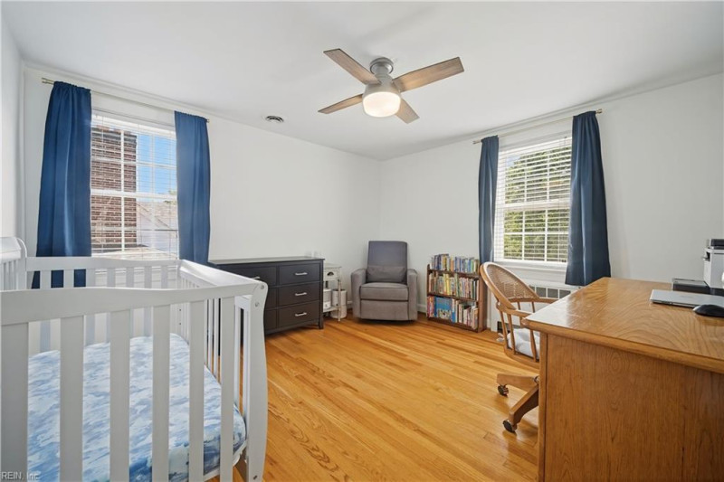 Photo 25 of 44 residential for sale in Norfolk virginia