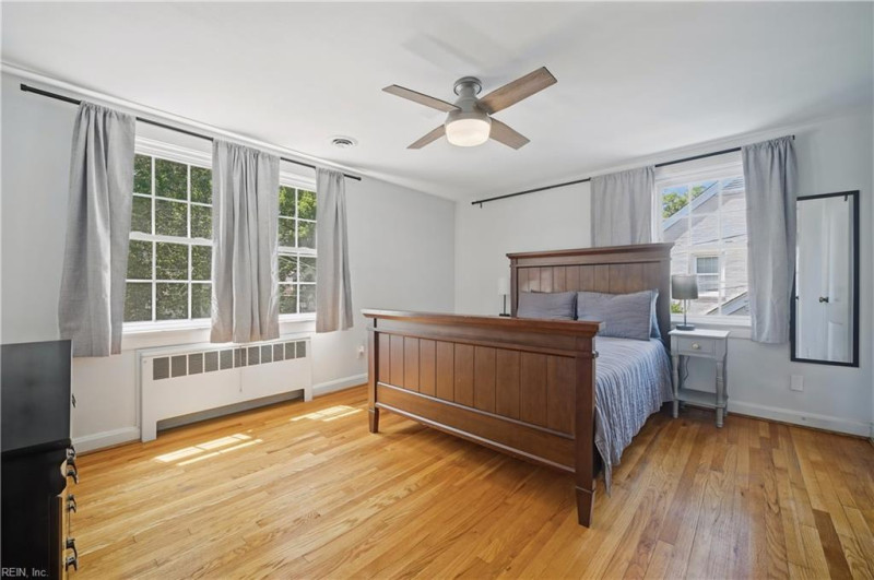 Photo 28 of 44 residential for sale in Norfolk virginia
