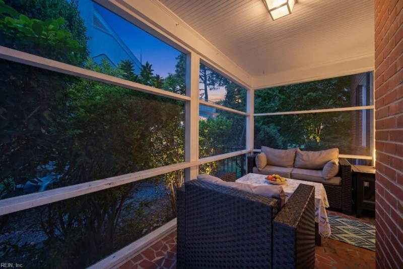 Photo 33 of 44 residential for sale in Norfolk virginia