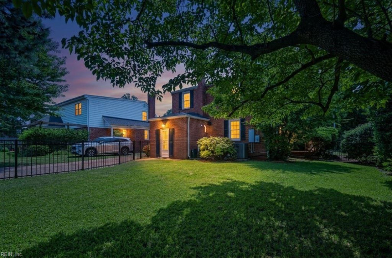 Photo 38 of 44 residential for sale in Norfolk virginia