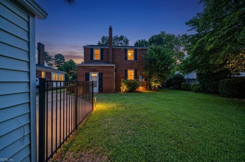 Photo 39 of 44 residential for sale in Norfolk virginia