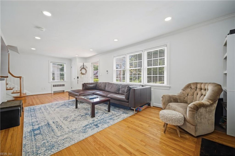 Photo 7 of 44 residential for sale in Norfolk virginia