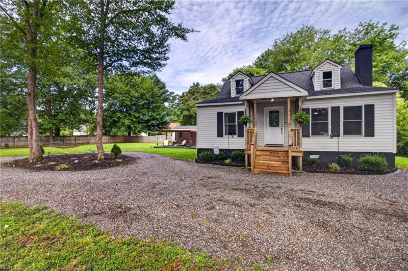 Photo 1 of 33 residential for sale in Gloucester County virginia