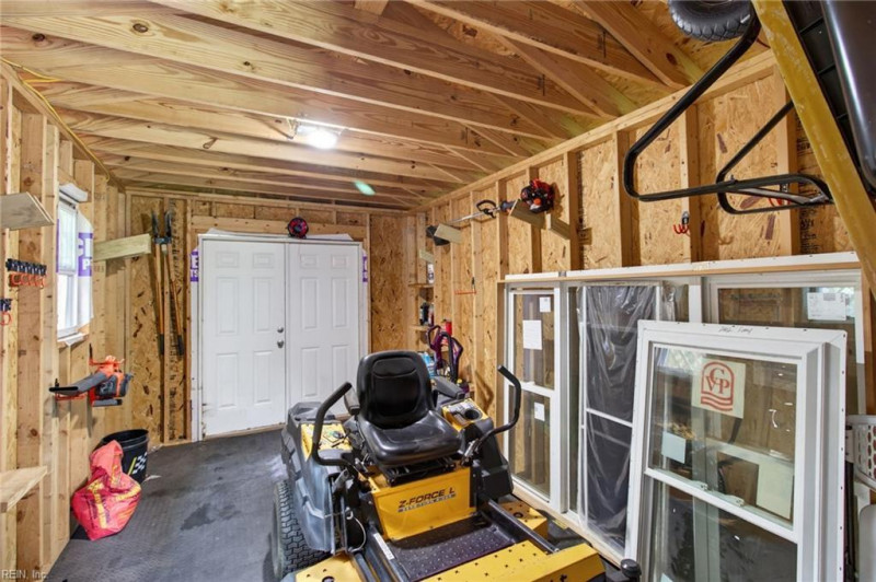 Photo 25 of 33 residential for sale in Gloucester County virginia