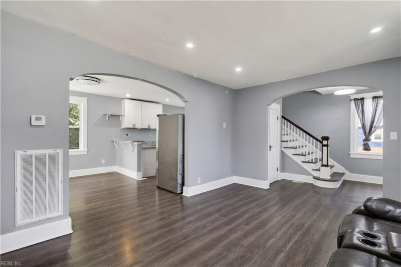 Photo 6 of 24 residential for sale in Portsmouth virginia Photo 6 of 24 residential for sale in Portsmouth virginia