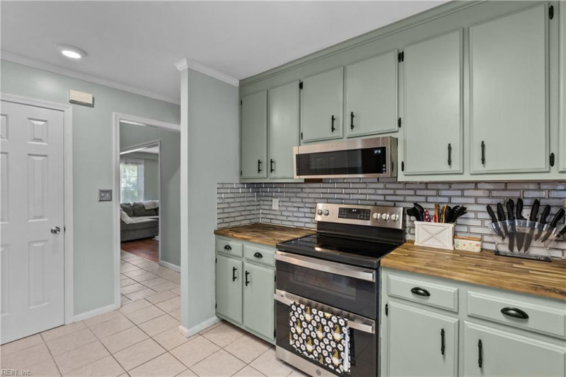 Photo 9 of 39 residential for sale in Newport News virginia Photo 9 of 39 residential for sale in Newport News virginia