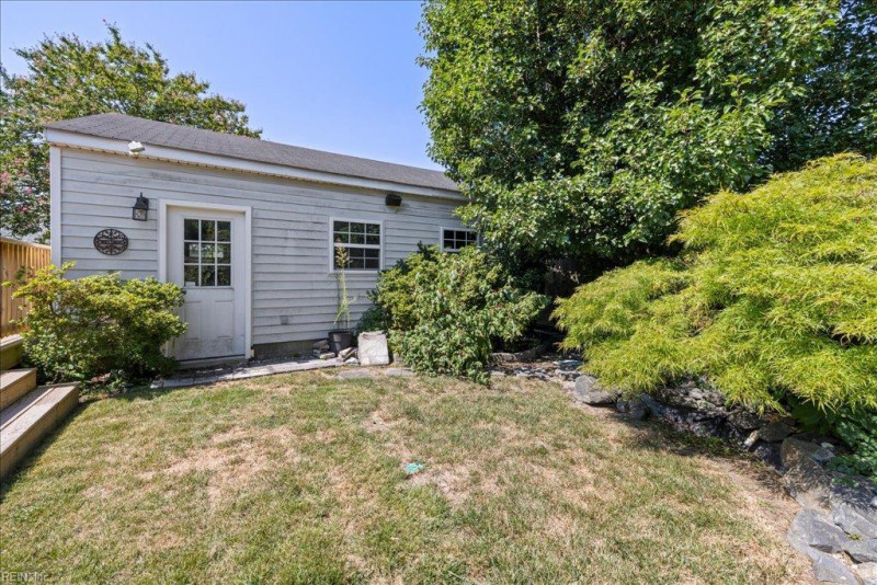 Photo 14 of 33 residential for sale in Virginia Beach virginia