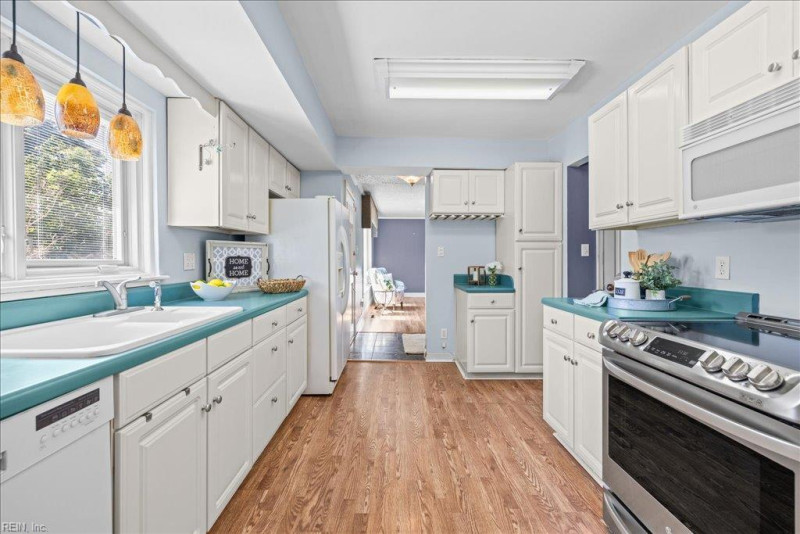 Photo 24 of 33 residential for sale in Virginia Beach virginia