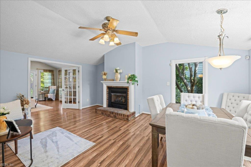 Photo 25 of 33 residential for sale in Virginia Beach virginia