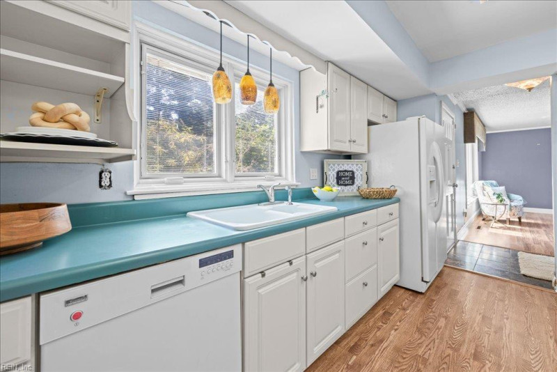 Photo 31 of 33 residential for sale in Virginia Beach virginia