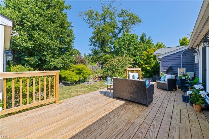 Photo 9 of 33 residential for sale in Virginia Beach virginia