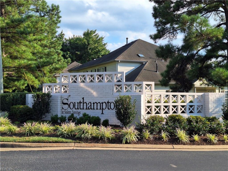 Photo 3 of 32 residential for sale in Virginia Beach virginia