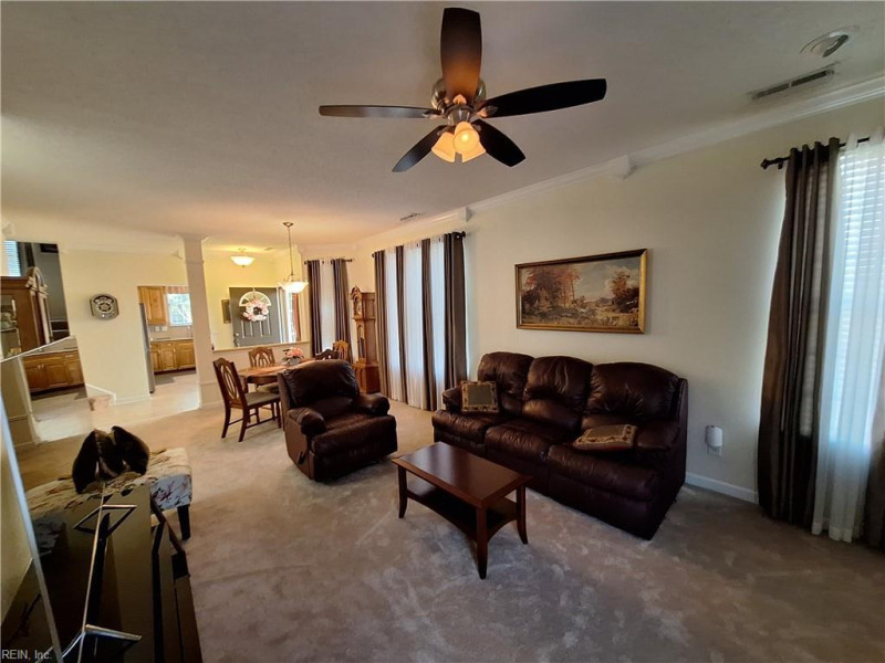 Photo 7 of 32 residential for sale in Virginia Beach virginia