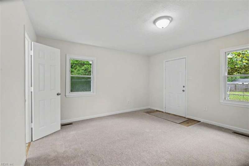 Photo 17 of 32 residential for sale in Hampton virginia Photo 17 of 32 residential for sale in Hampton virginia