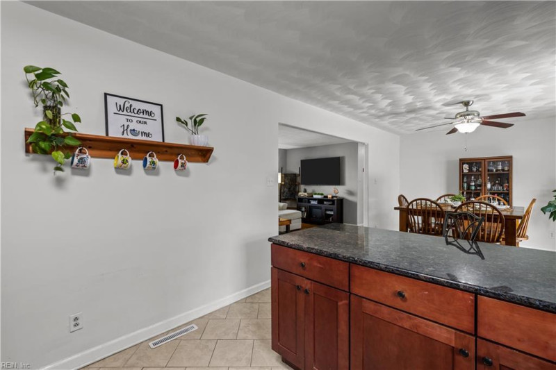 Photo 13 of 28 residential for sale in Virginia Beach virginia