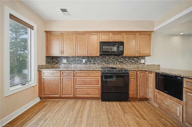 Photo 10 of 41 residential for sale in Portsmouth virginia Photo 10 of 41 residential for sale in Portsmouth virginia