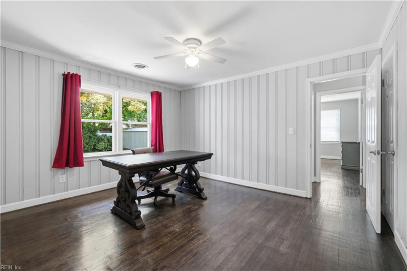 Photo 15 of 50 residential for sale in Norfolk virginia