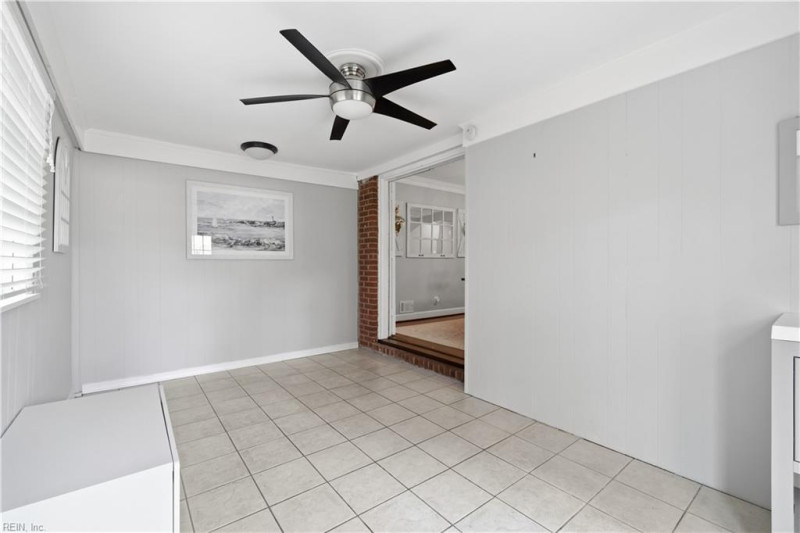 Photo 18 of 50 residential for sale in Norfolk virginia