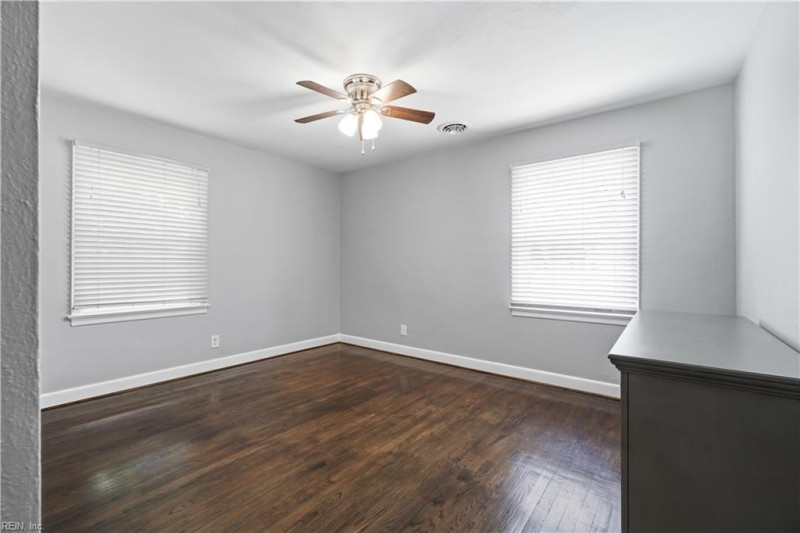 Photo 21 of 50 residential for sale in Norfolk virginia