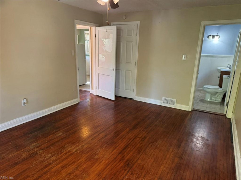 Photo 13 of 32 residential for sale in Norfolk virginia Photo 13 of 32 residential for sale in Norfolk virginia