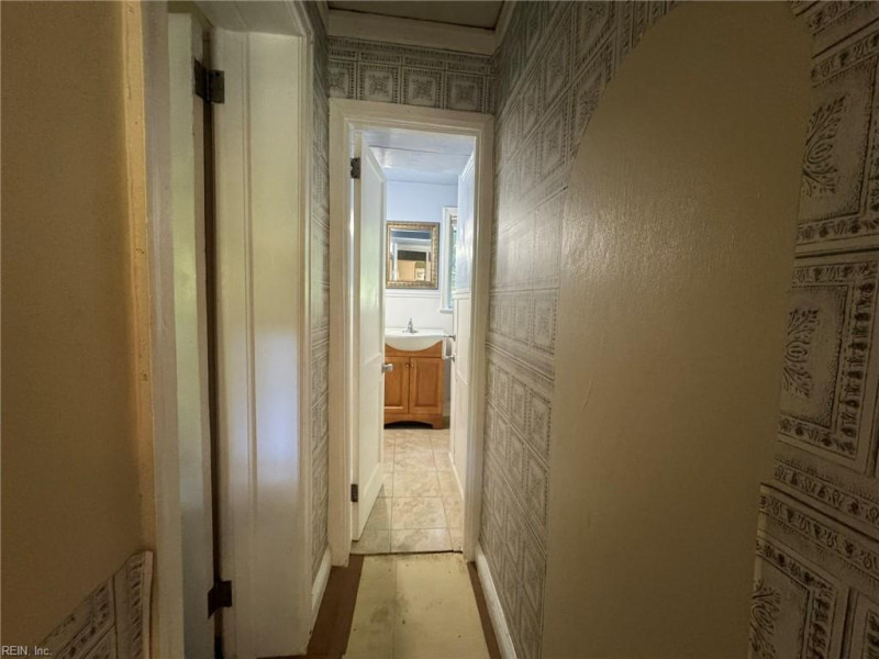 Photo 18 of 32 residential for sale in Norfolk virginia Photo 18 of 32 residential for sale in Norfolk virginia