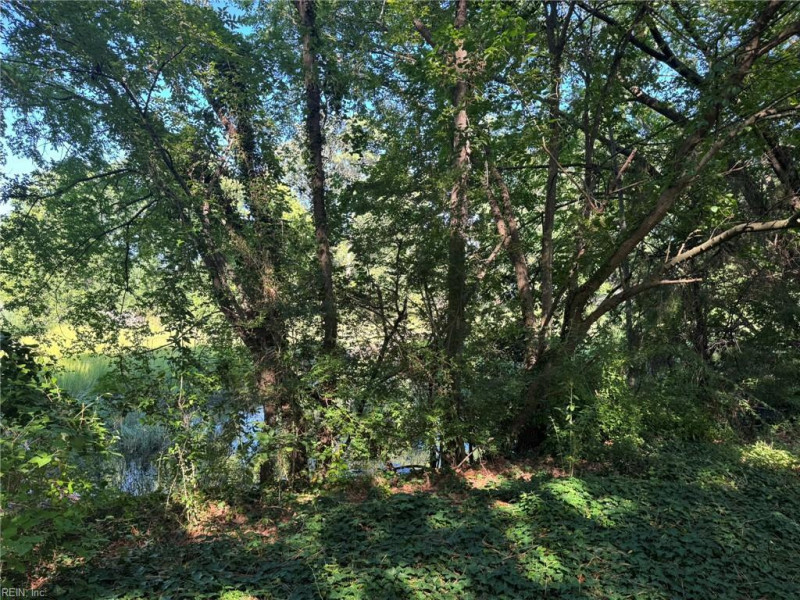 Photo 27 of 32 residential for sale in Norfolk virginia Photo 27 of 32 residential for sale in Norfolk virginia