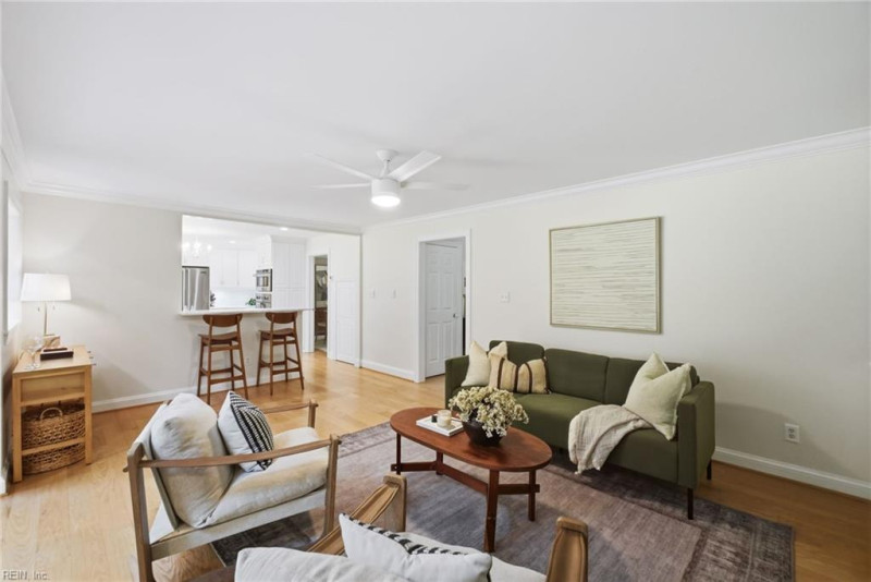 Photo 13 of 49 residential for sale in Chesapeake virginia
